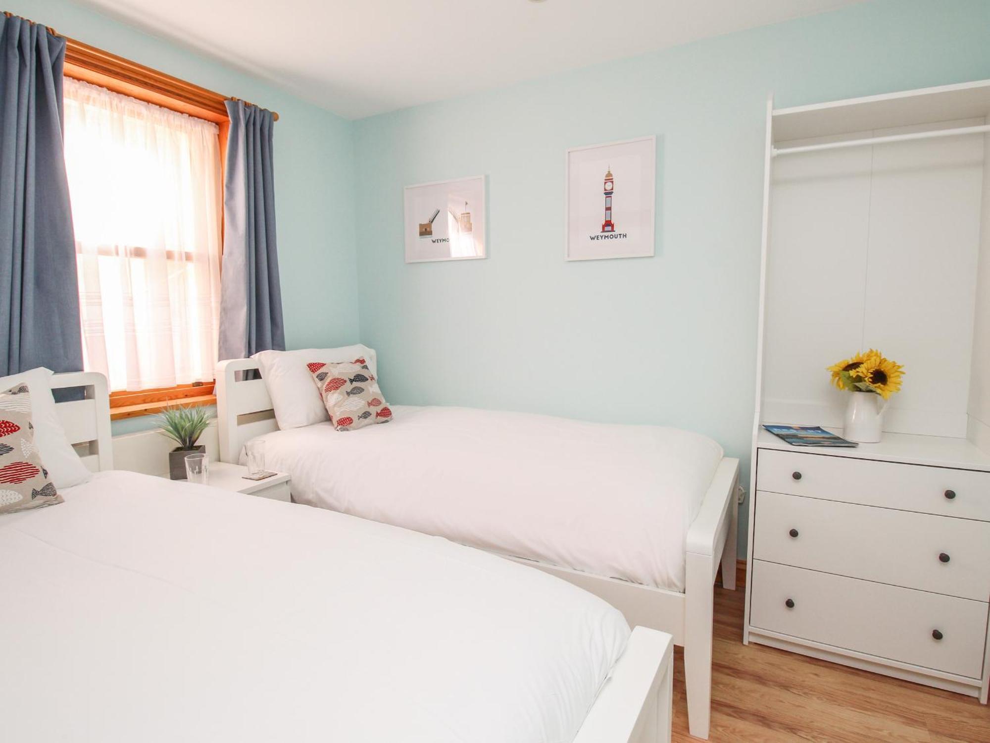 Bliss On The Bay Apartment Weymouth Bagian luar foto